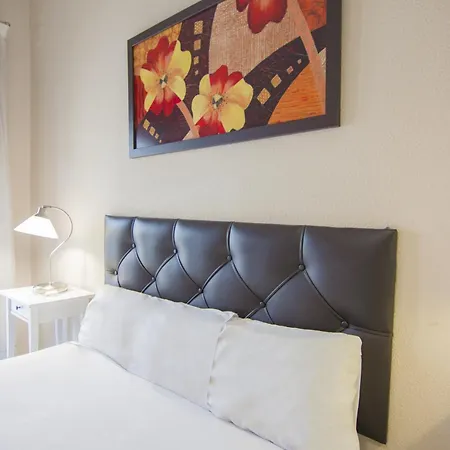 Apartmán Rentalsevilla Cano Y Cueto Iii *